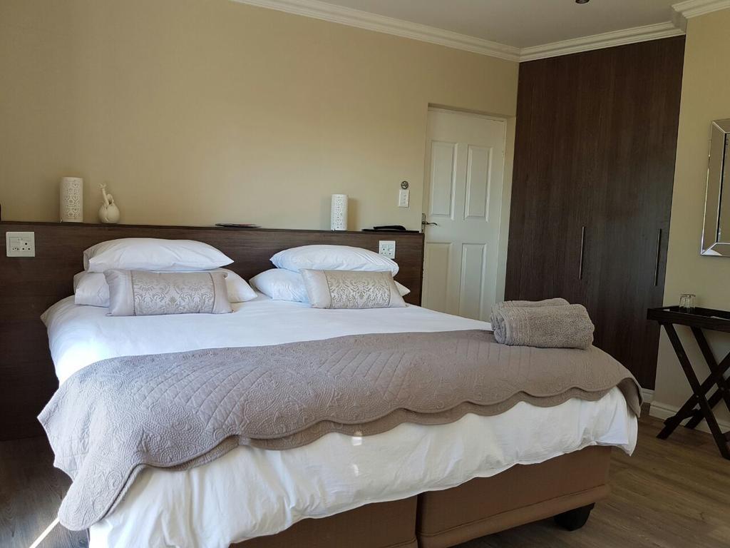 Casa Seaviews Hotel Порт Елизабет Екстериор снимка